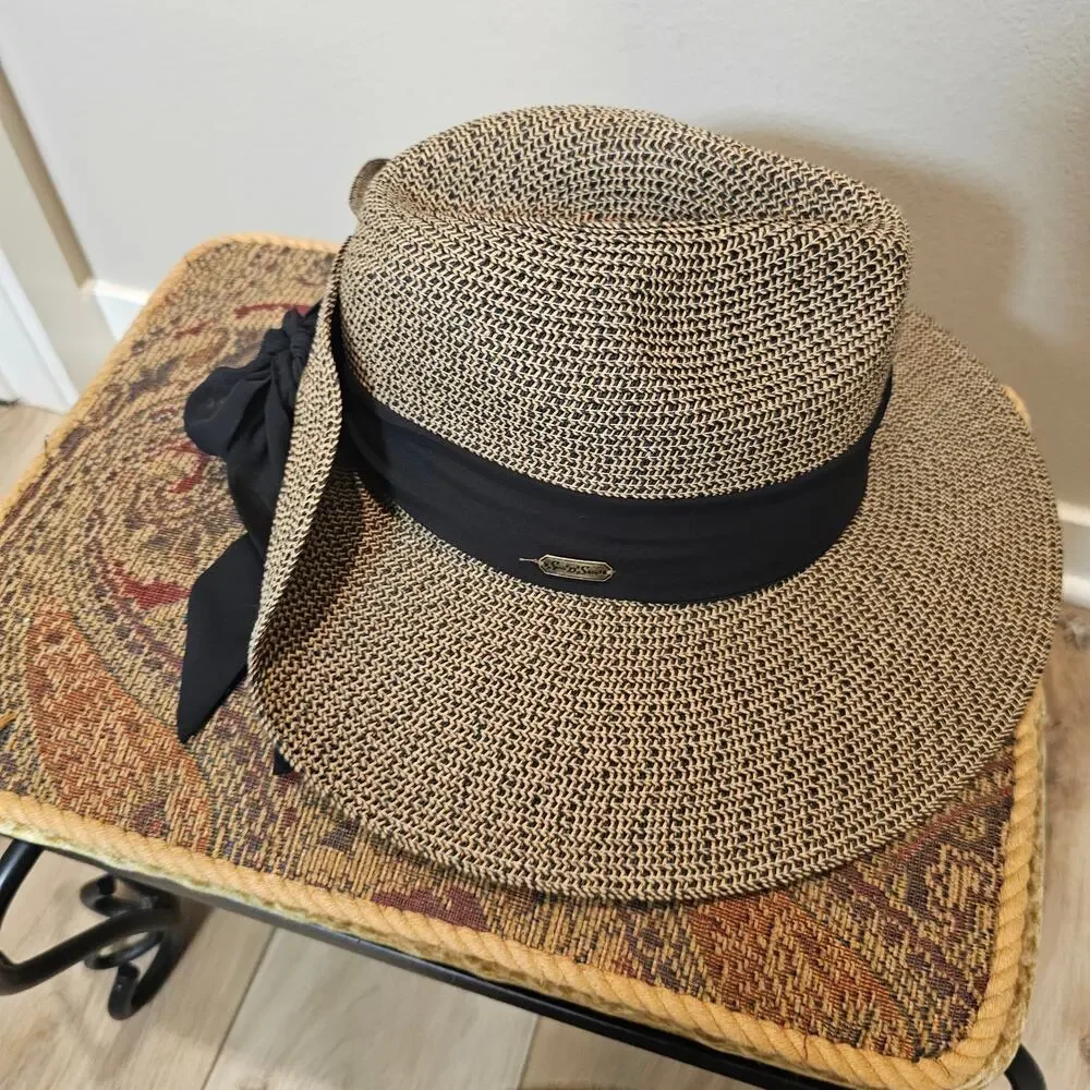 NWOT Sun N Sand Women's Straw Hat with Back Bow
